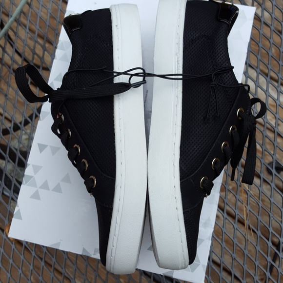 💥$💥 NEW Women's Liz Claiborne black shoes sz 5.5 - Picture 3 of 8